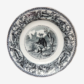 Earthenware plate Vieillard Bordeaux Freshwater fishing