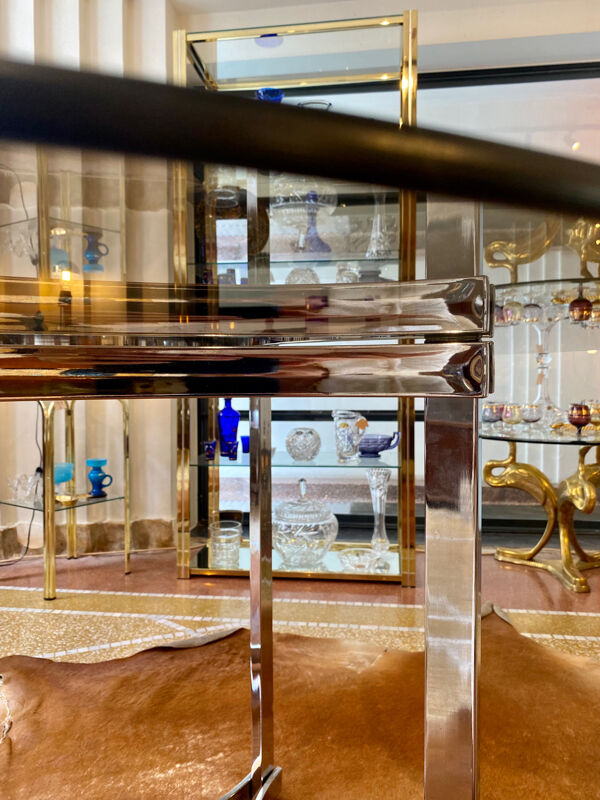 Table ronde en verre 1970