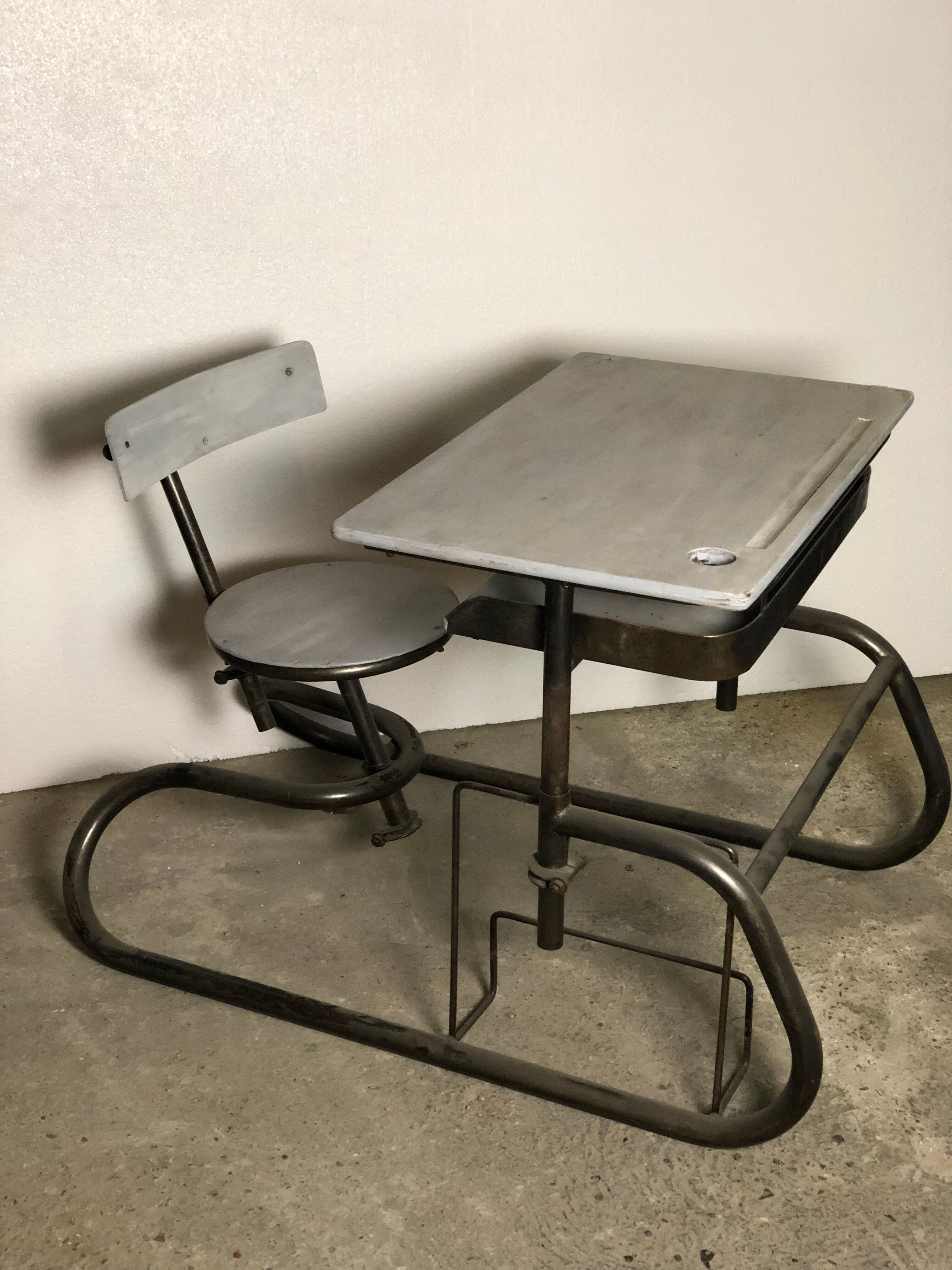 "American vintage" 60 's schoolboy's desk