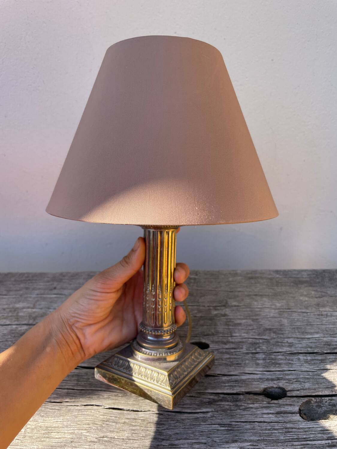 Paire de lampes en métal argenté Louis XVI Cailar Bayard XIXek