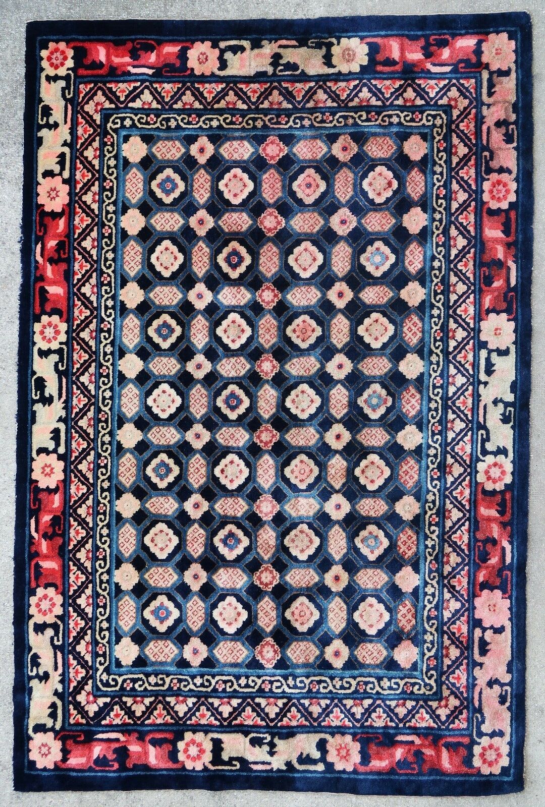 Chinese rug 1900 205 X 137 cm