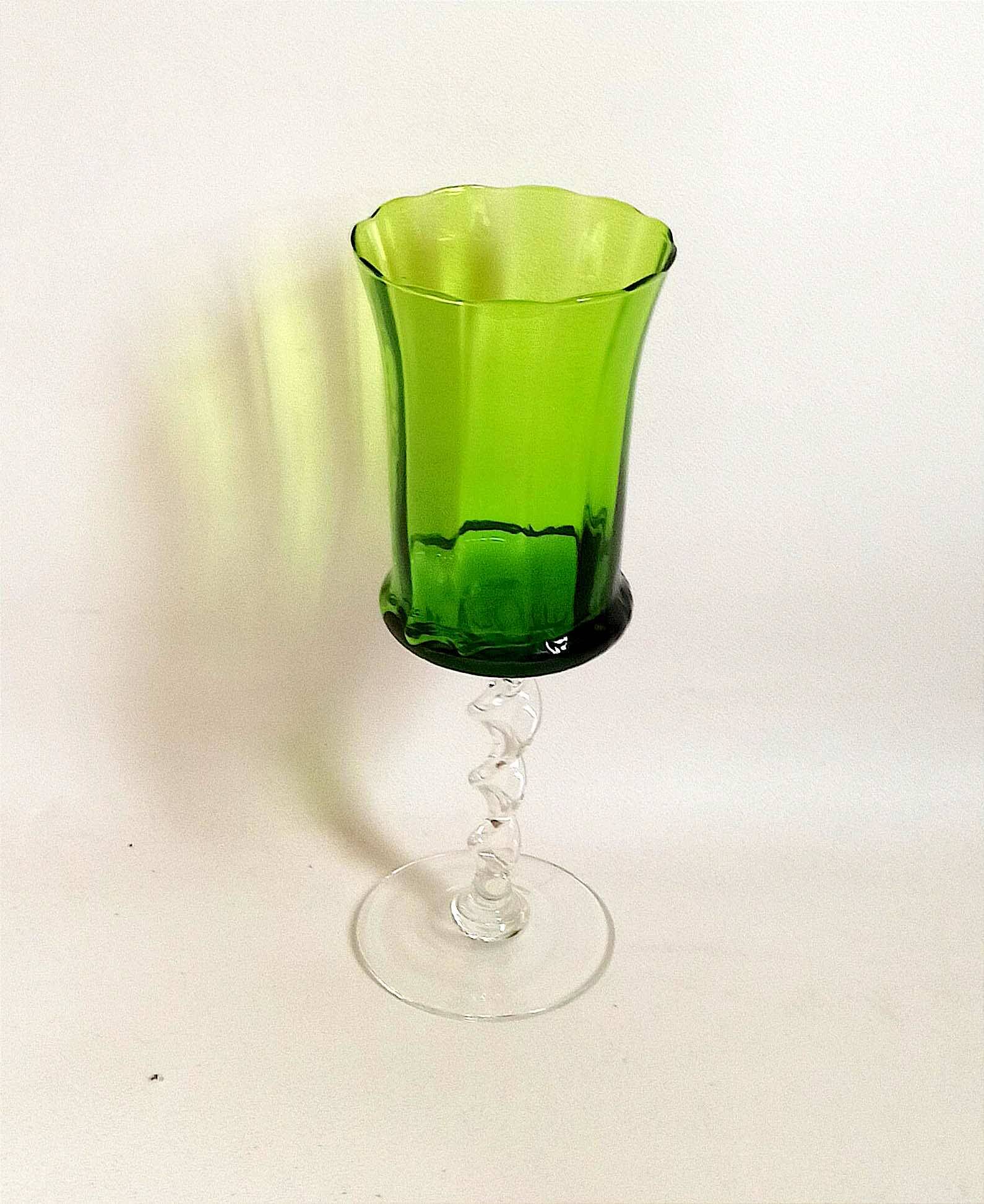 Emerald green chalice Empoli 70s Height 32 cm