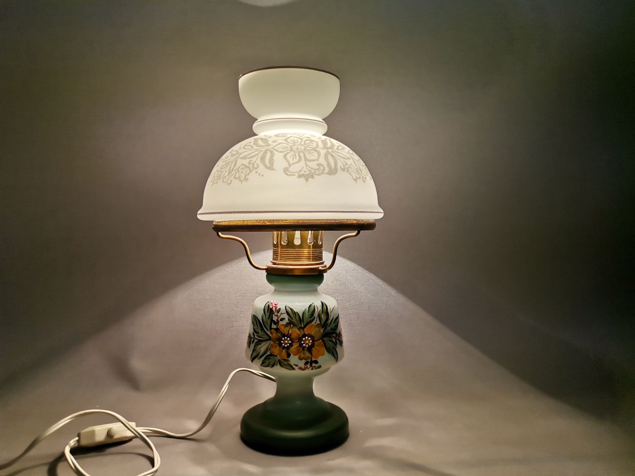 French country 1960s rustic green ceramic and glass vintage table lamp