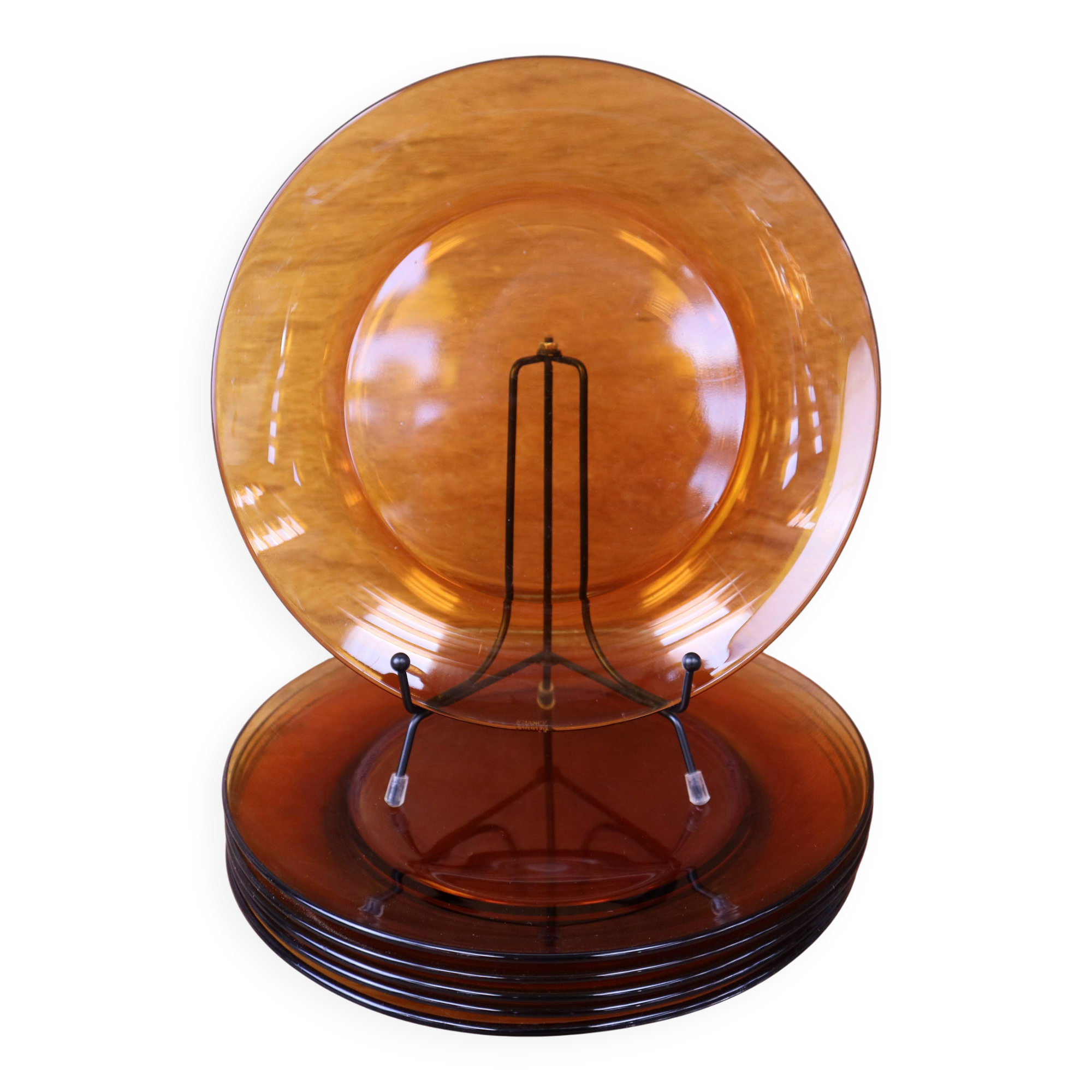 Set of 6 amber Duralex flat plates