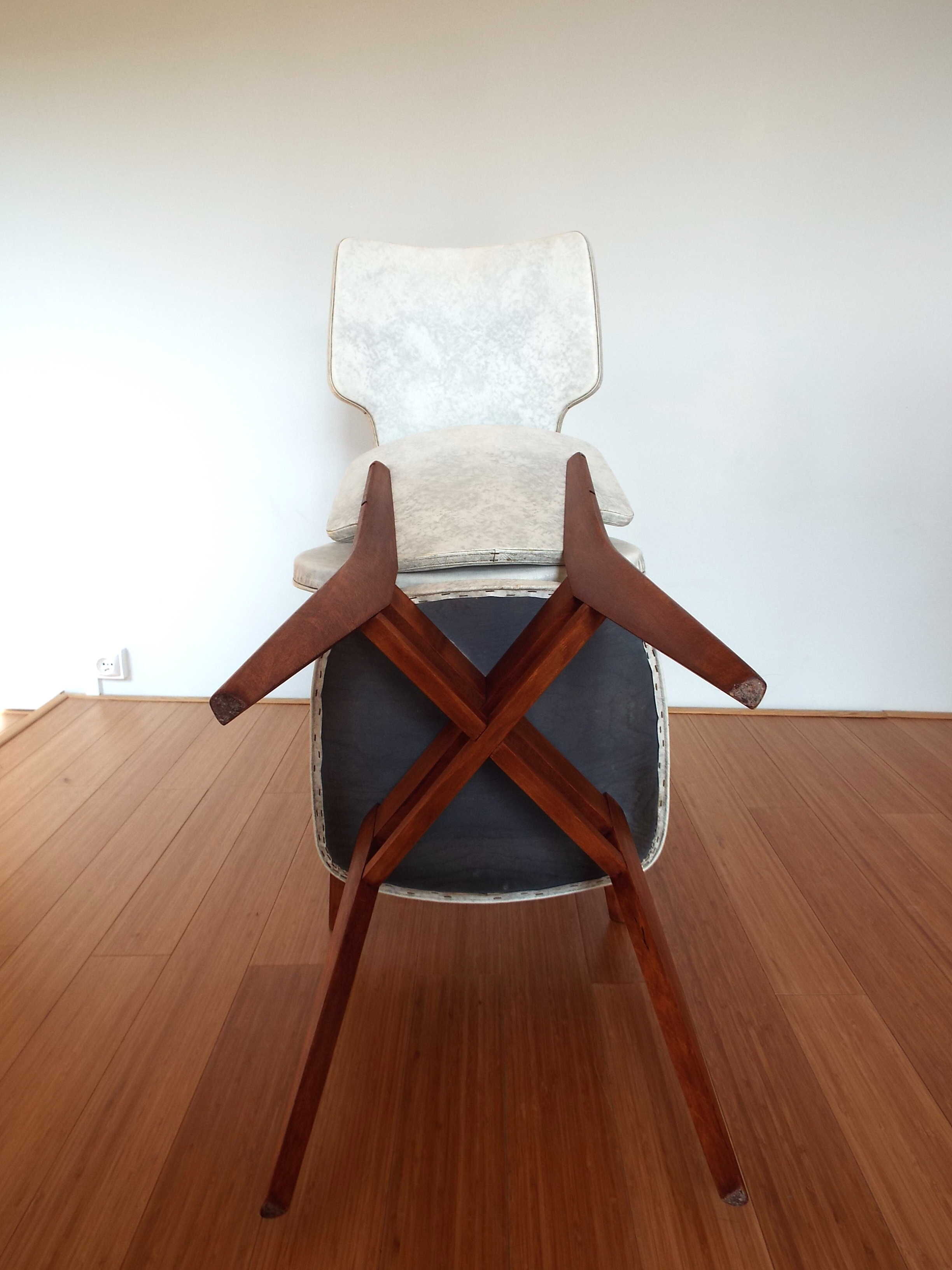 Skai chair