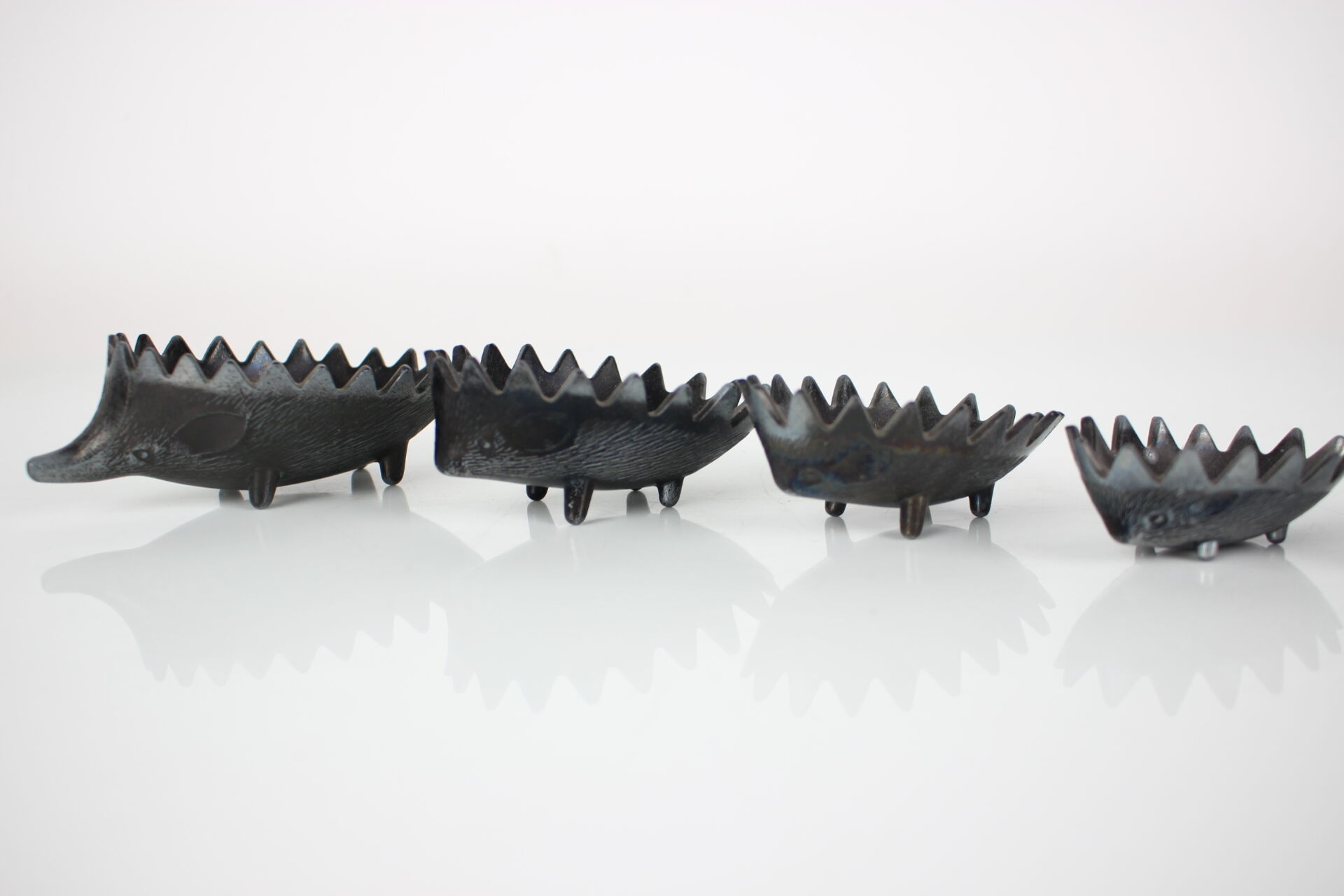 Mid-century metal ashtray in the shape of a hedgehog, 1960