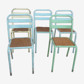 5 chaises