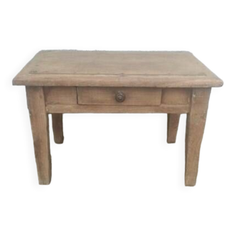 Table basse, bureau enfant