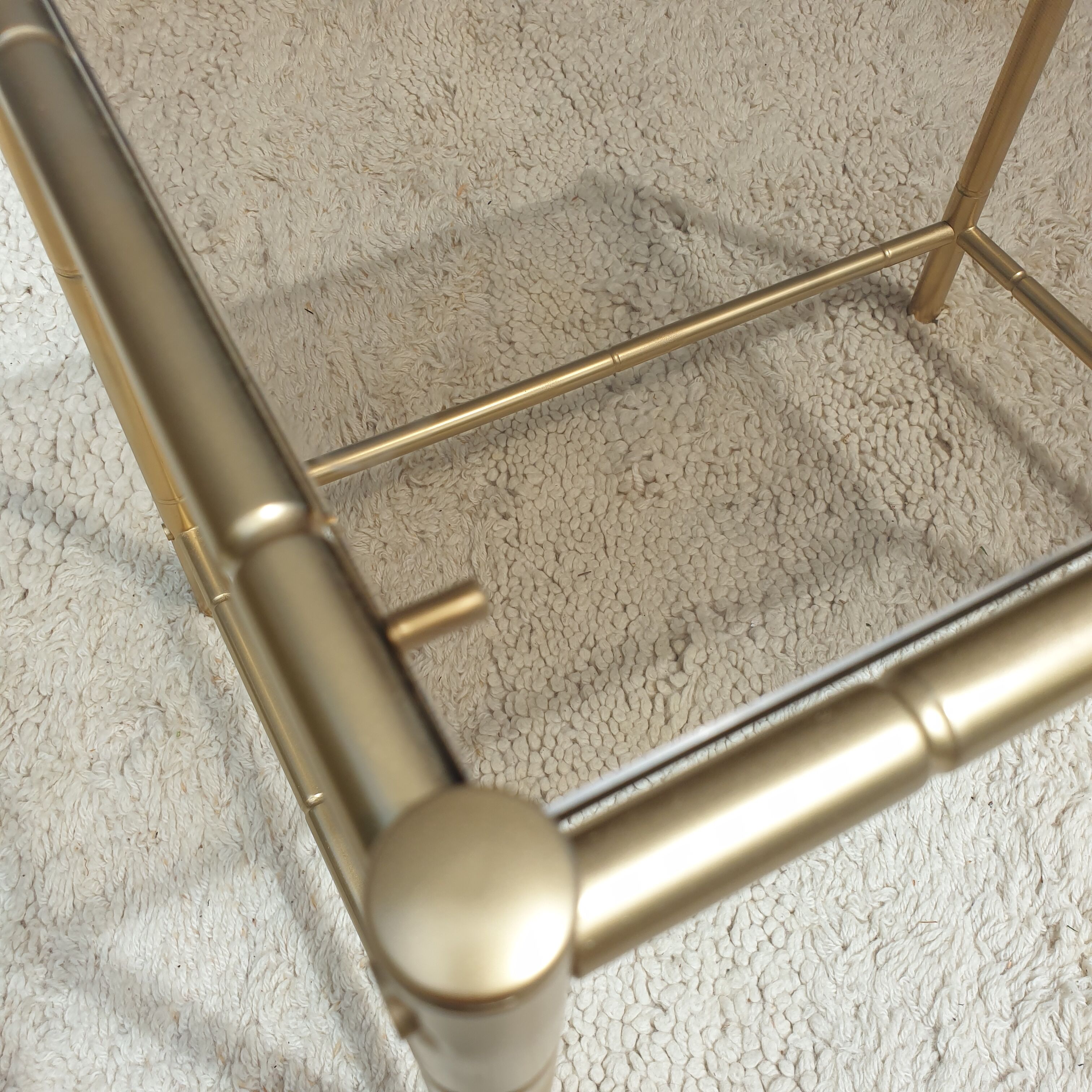 Table basse bambou verre fumé