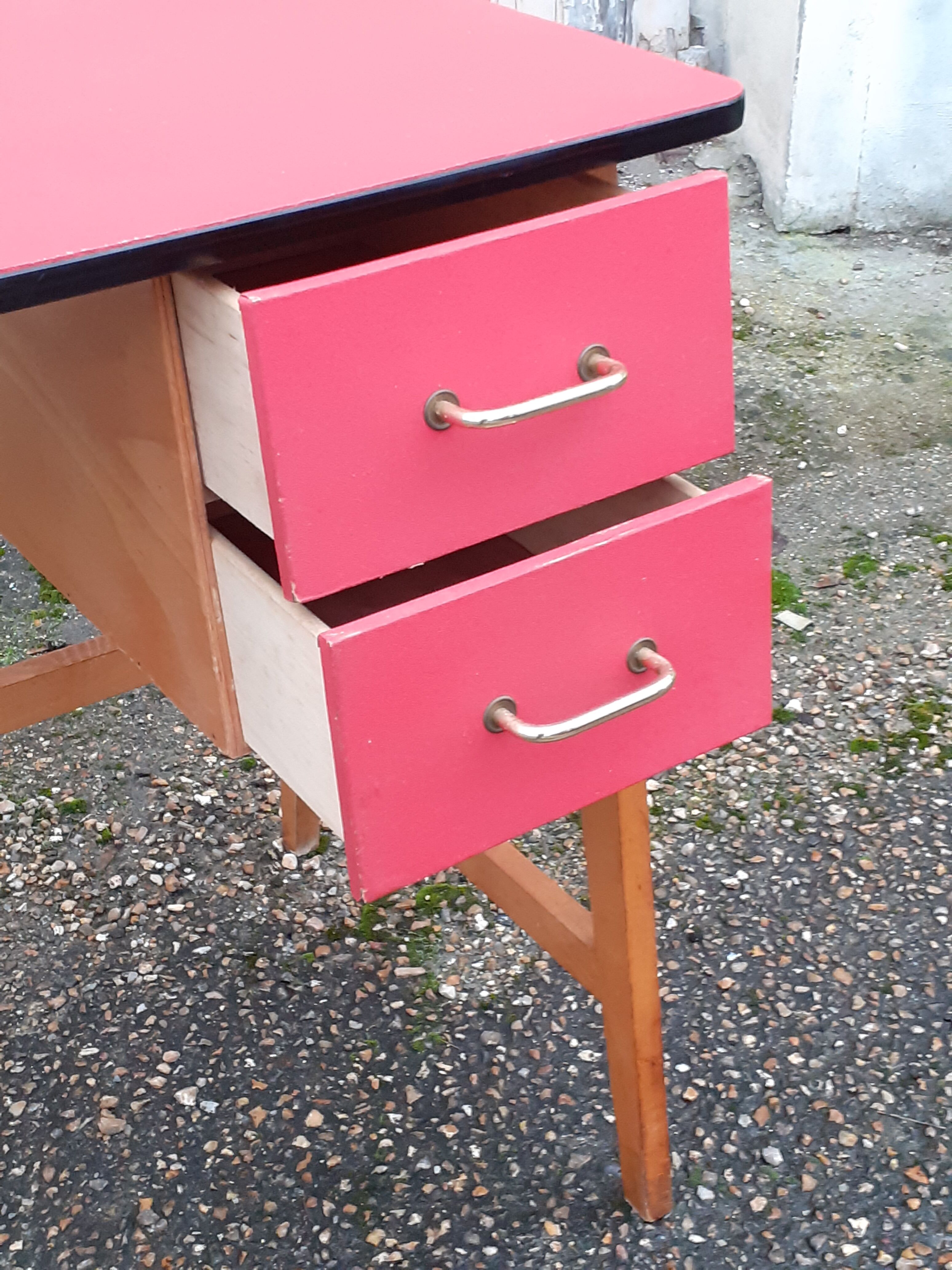 Old wooden children's desk feet vintage compass xxeme