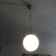 Suspension bistrot globe opaline blanche