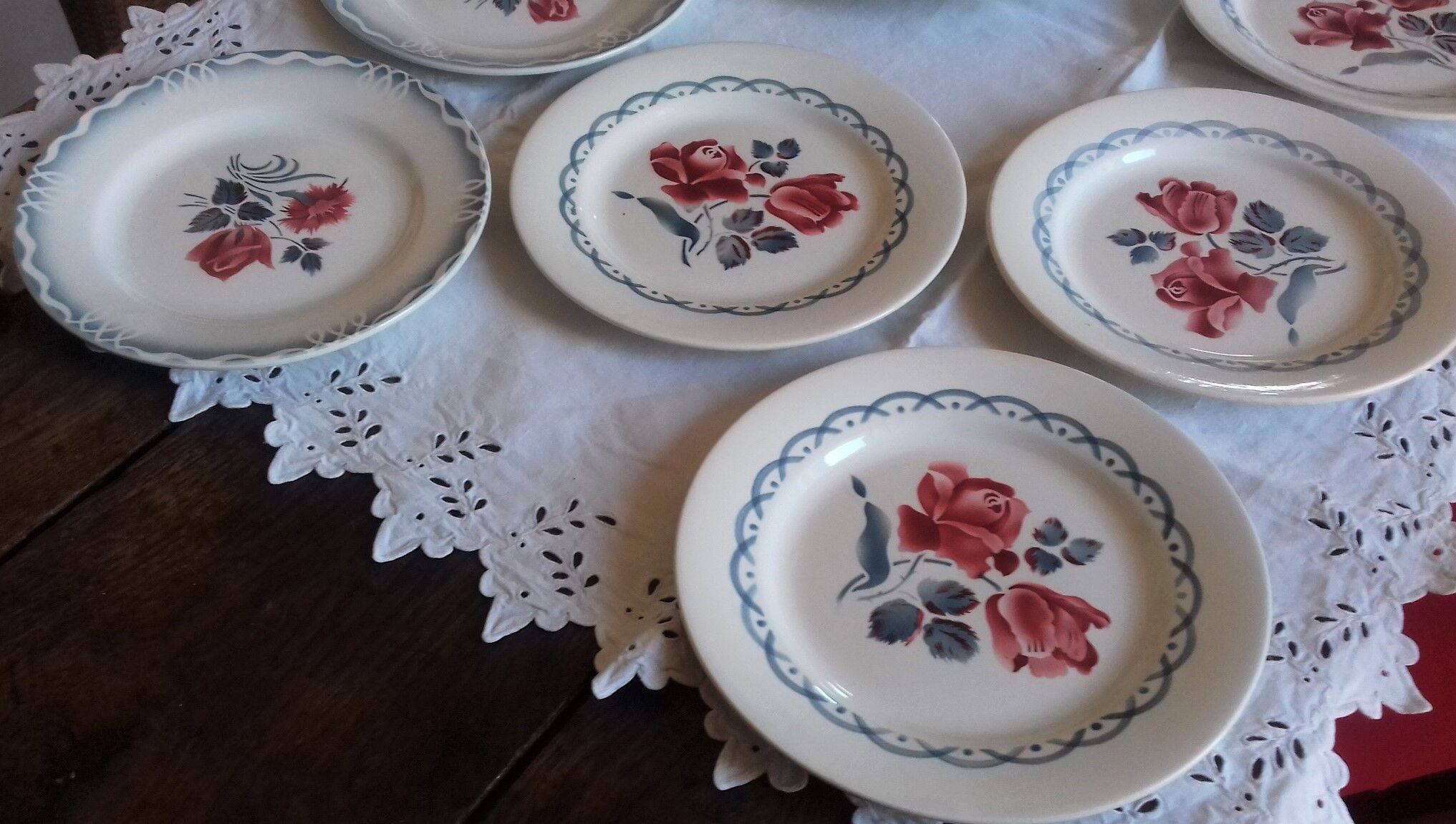 6 flat plates and a round dish digoin sarreguemines Marinette Cannes