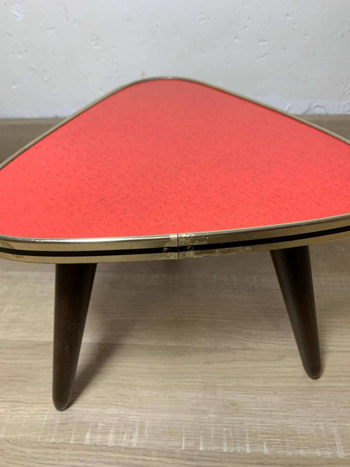 Vintage triangular plant holder