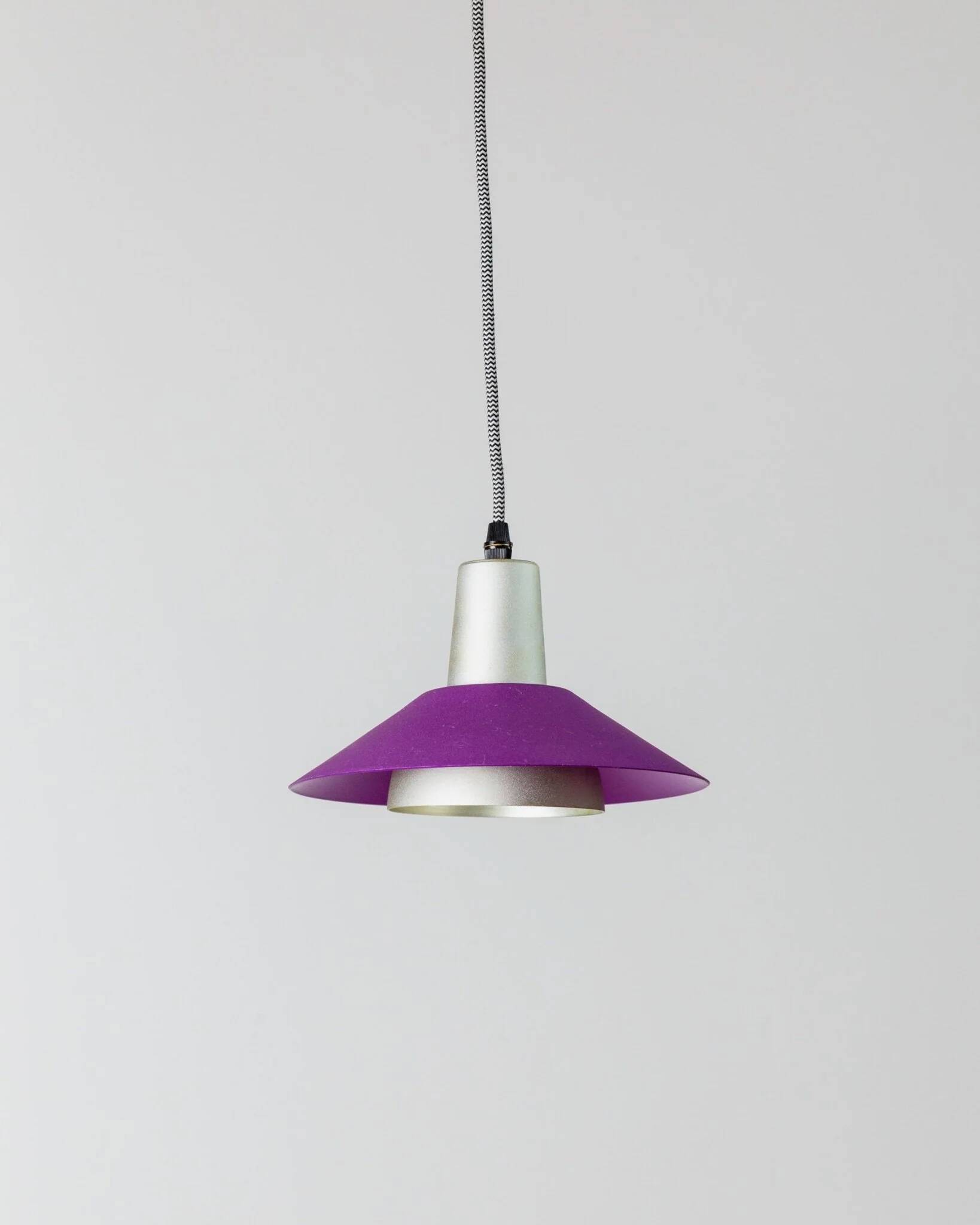Metal retro pendant – postmodern Memphis style from the 1980s, purple, silver, green, striped cable, Pop Art interior, vintage light fixture