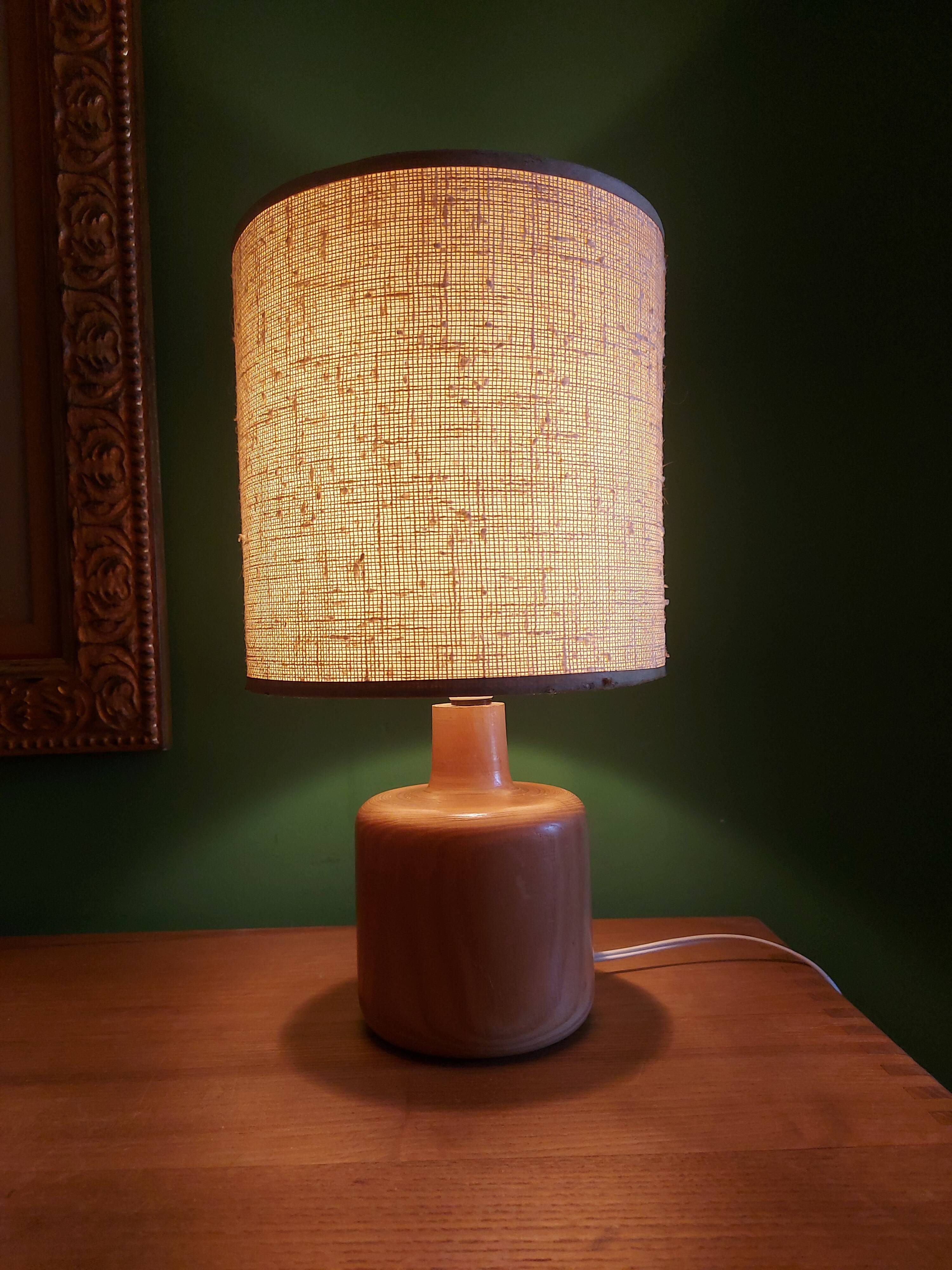 VINTAGE WOODEN TABLE LAMP