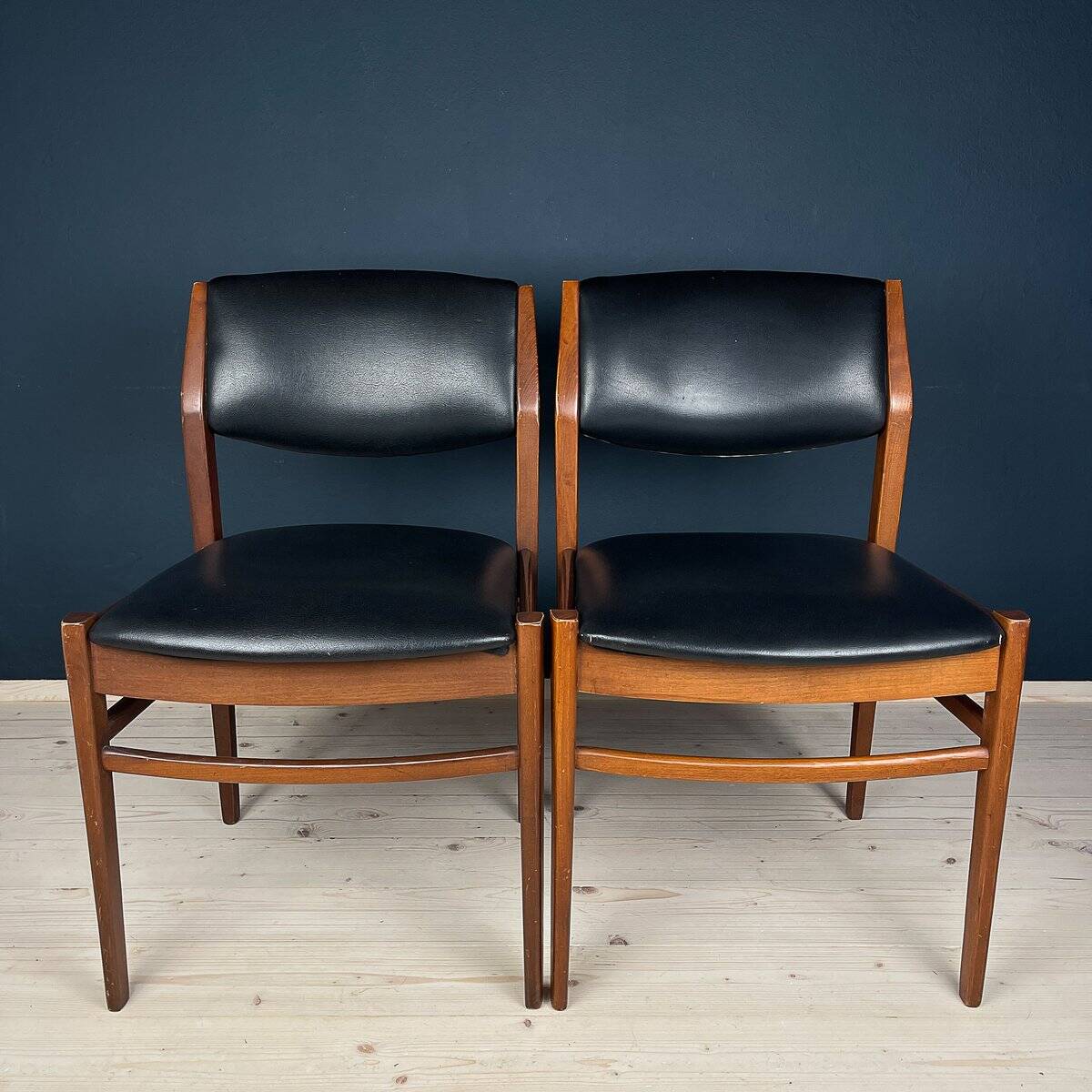 Mid-century dining chair set, Italy, 1970s