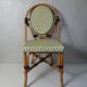 Chaise de bistrot médaillon en rotin et scoubidou
