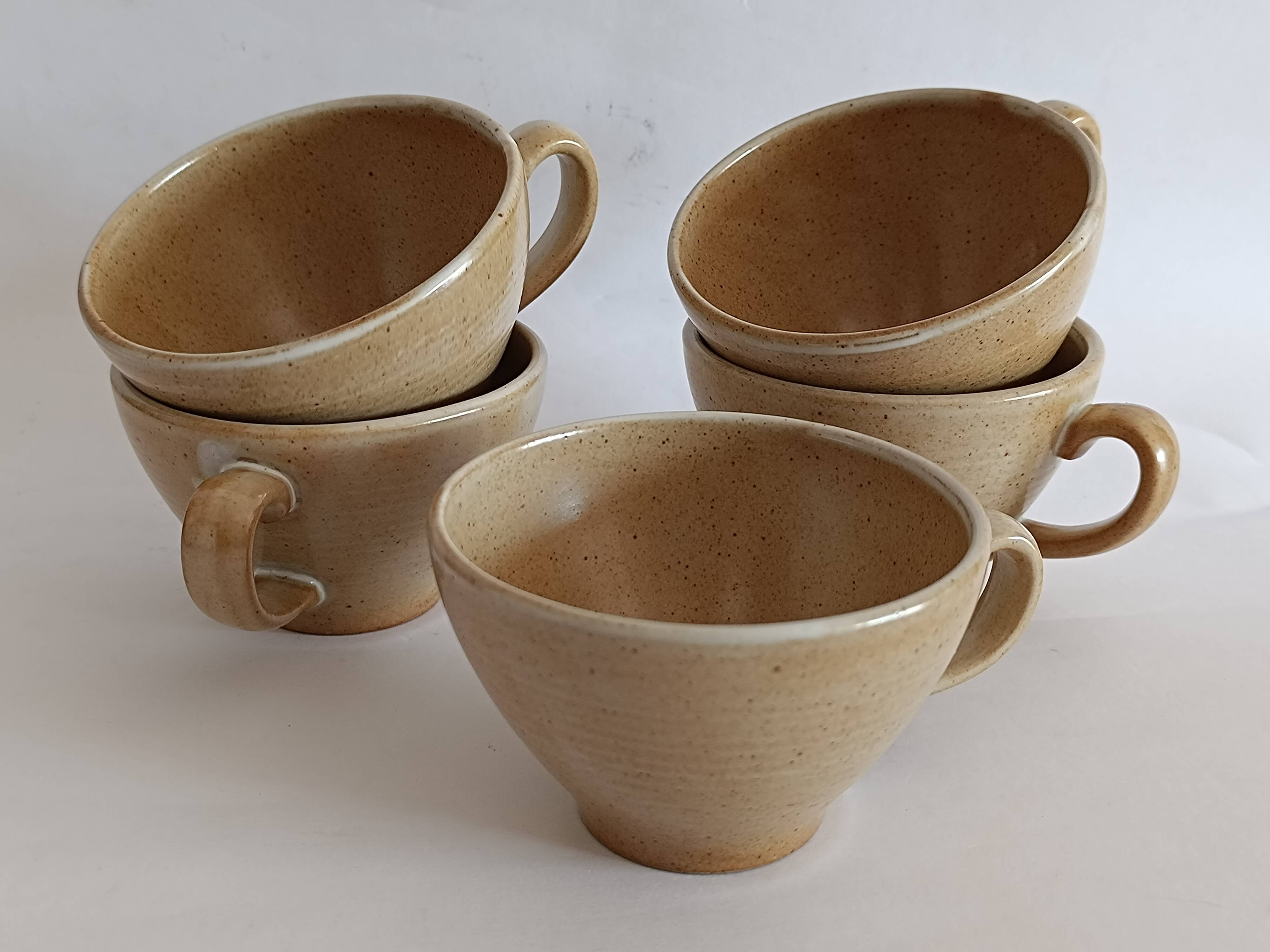 Tasses en grès