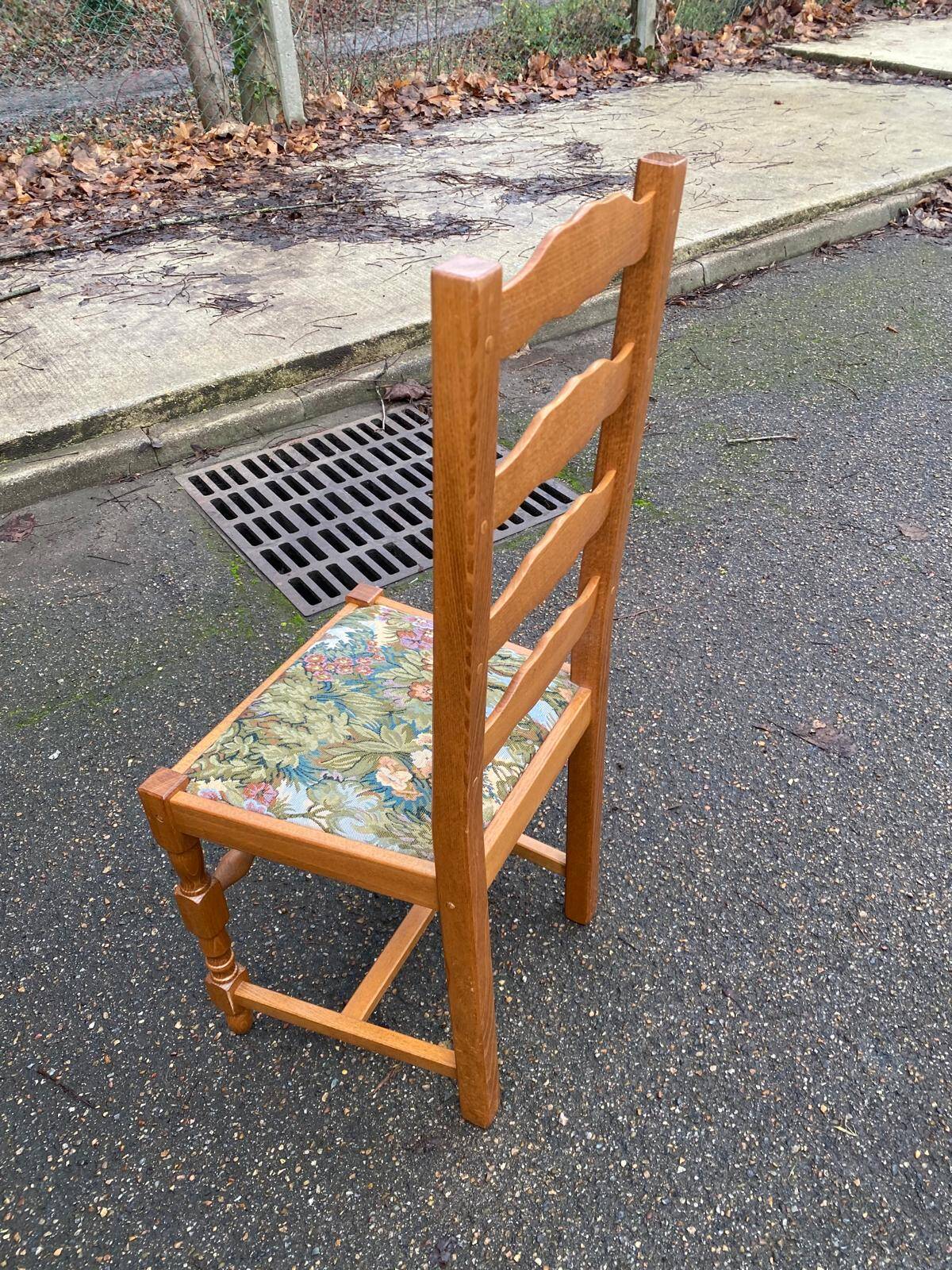 4 solid wood chairs with embroidered fabric