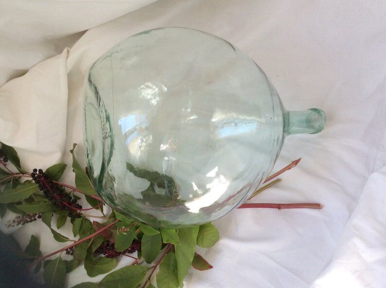 Dame-jeanne  en verre soufflé début du siècle