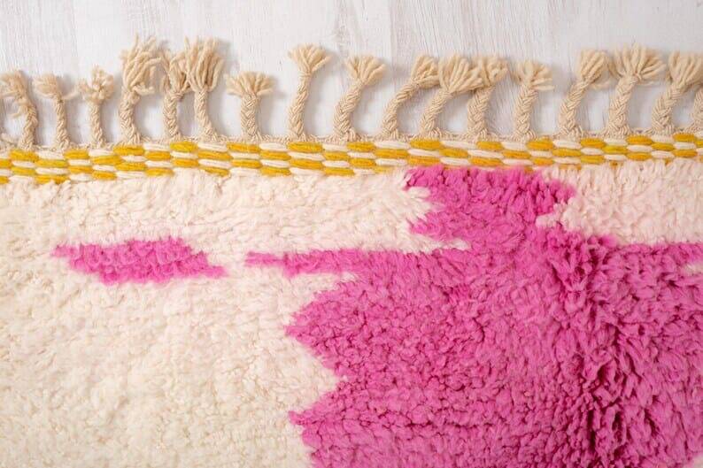 Traditional handmade Beni Ouraine rug, size 150 x 250 cm