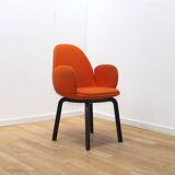 Pair of JH30 armchairs, Fritz Hansen