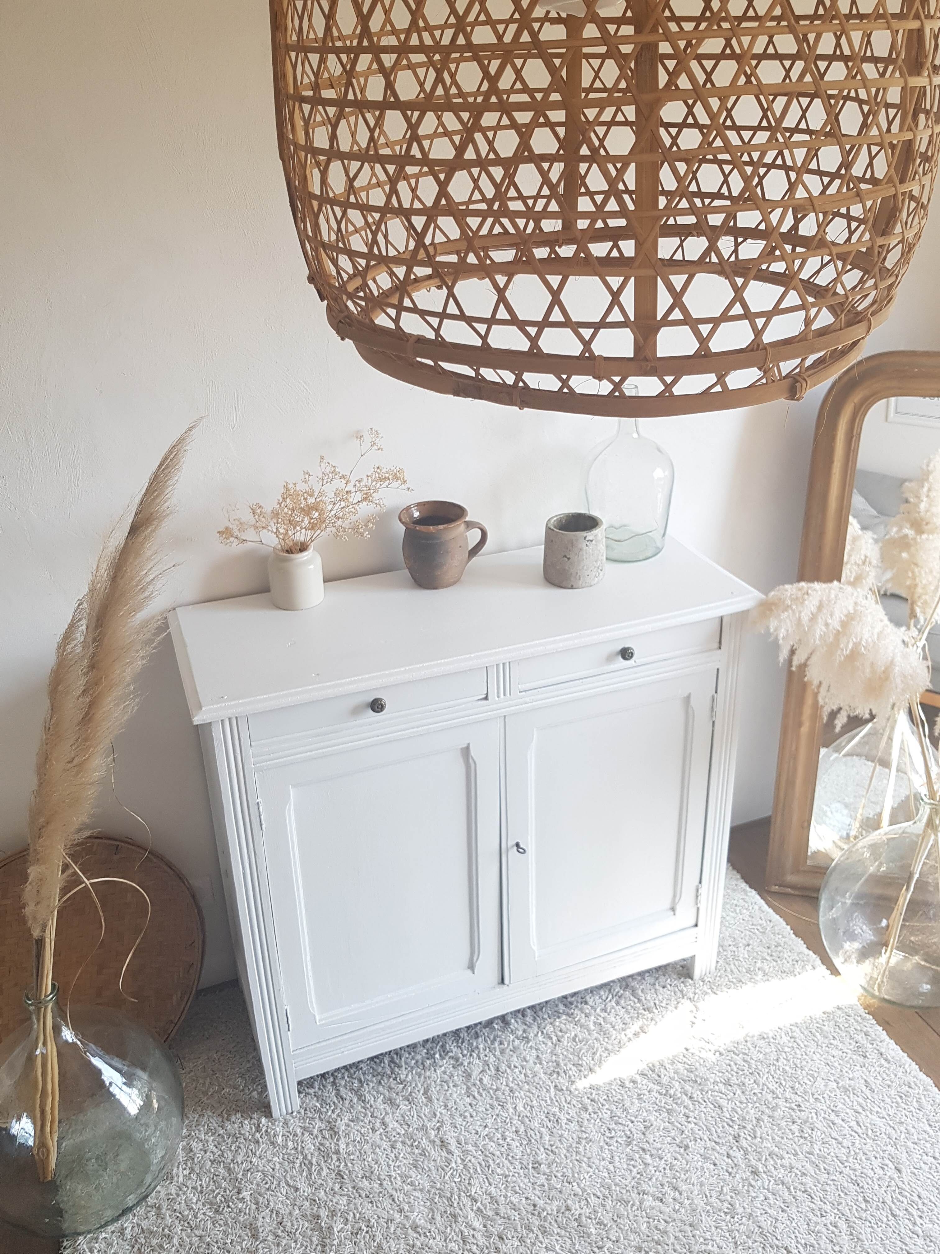 Old white Parisian buffet