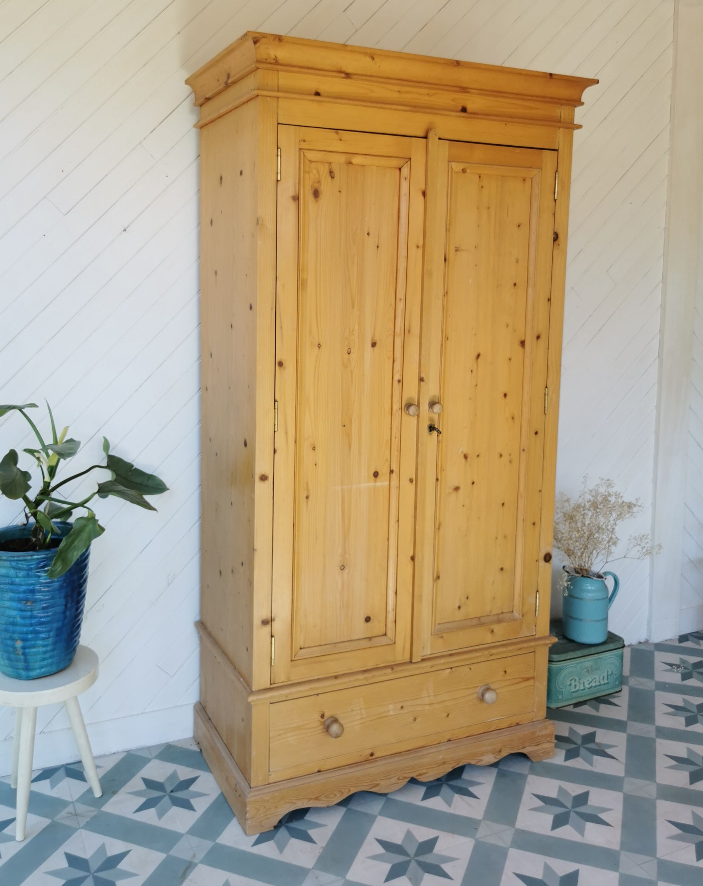 Pine cabinet