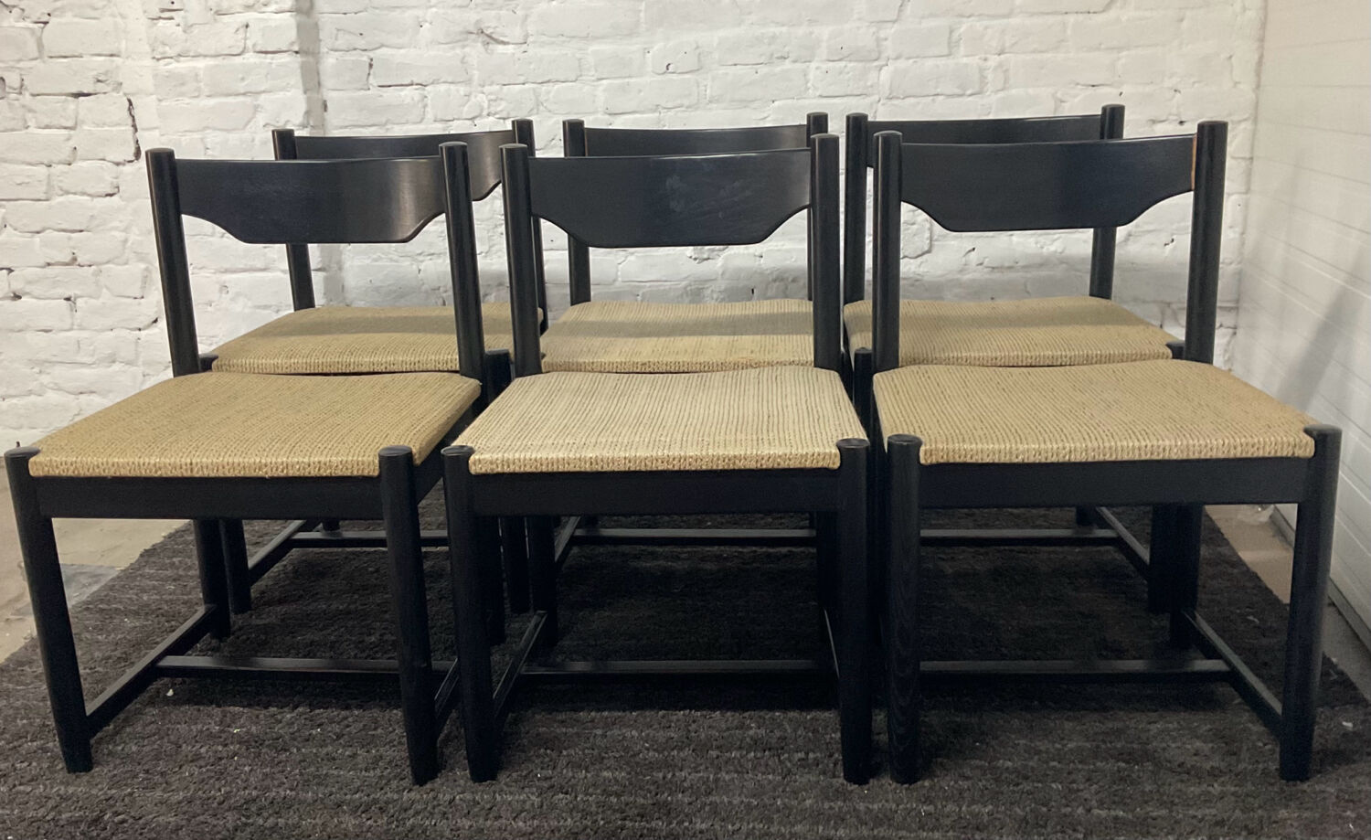 Series of 6 Vico Magistretti chairs from the 70s