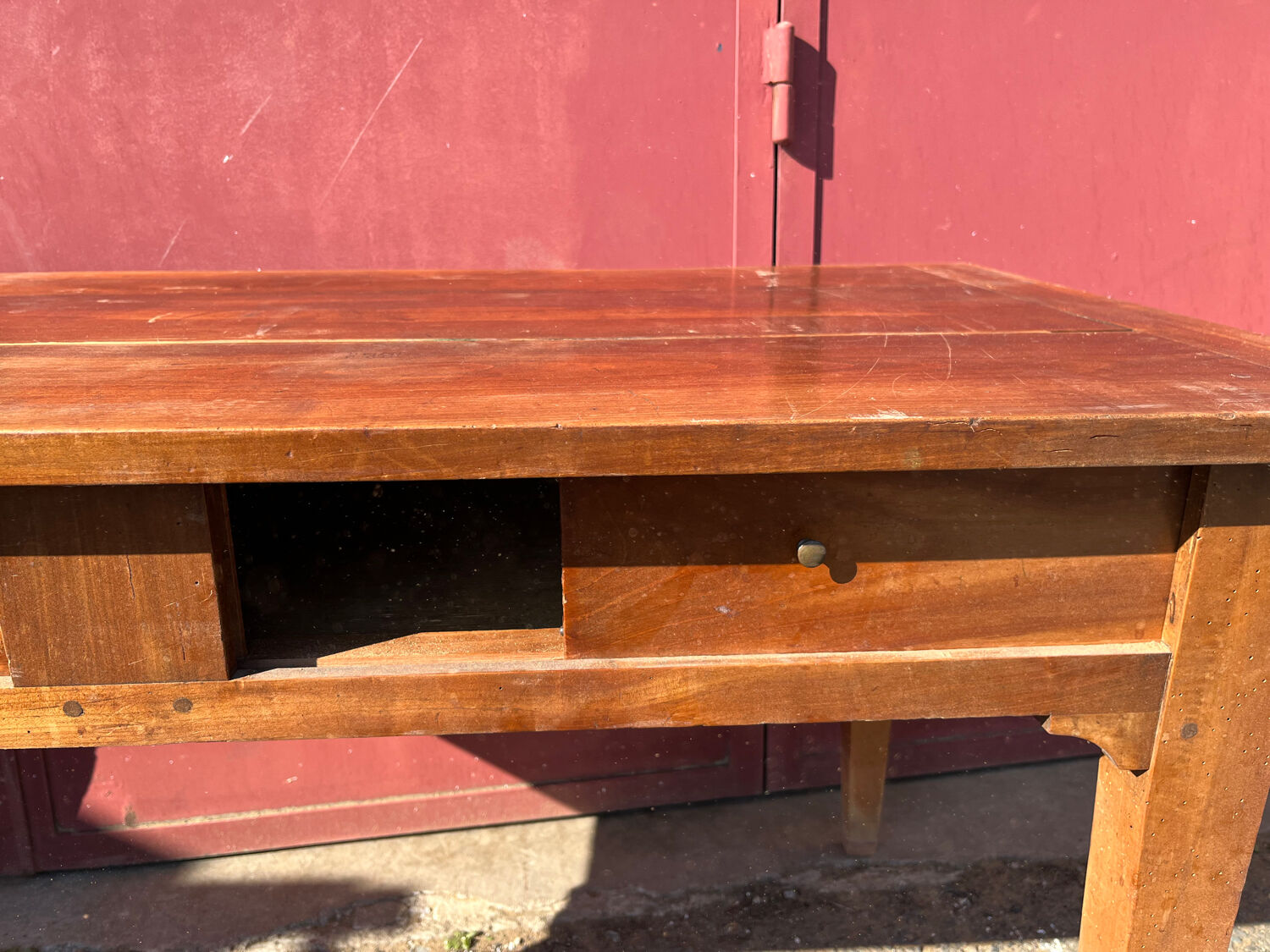 Table de ferme tiroir coulissant