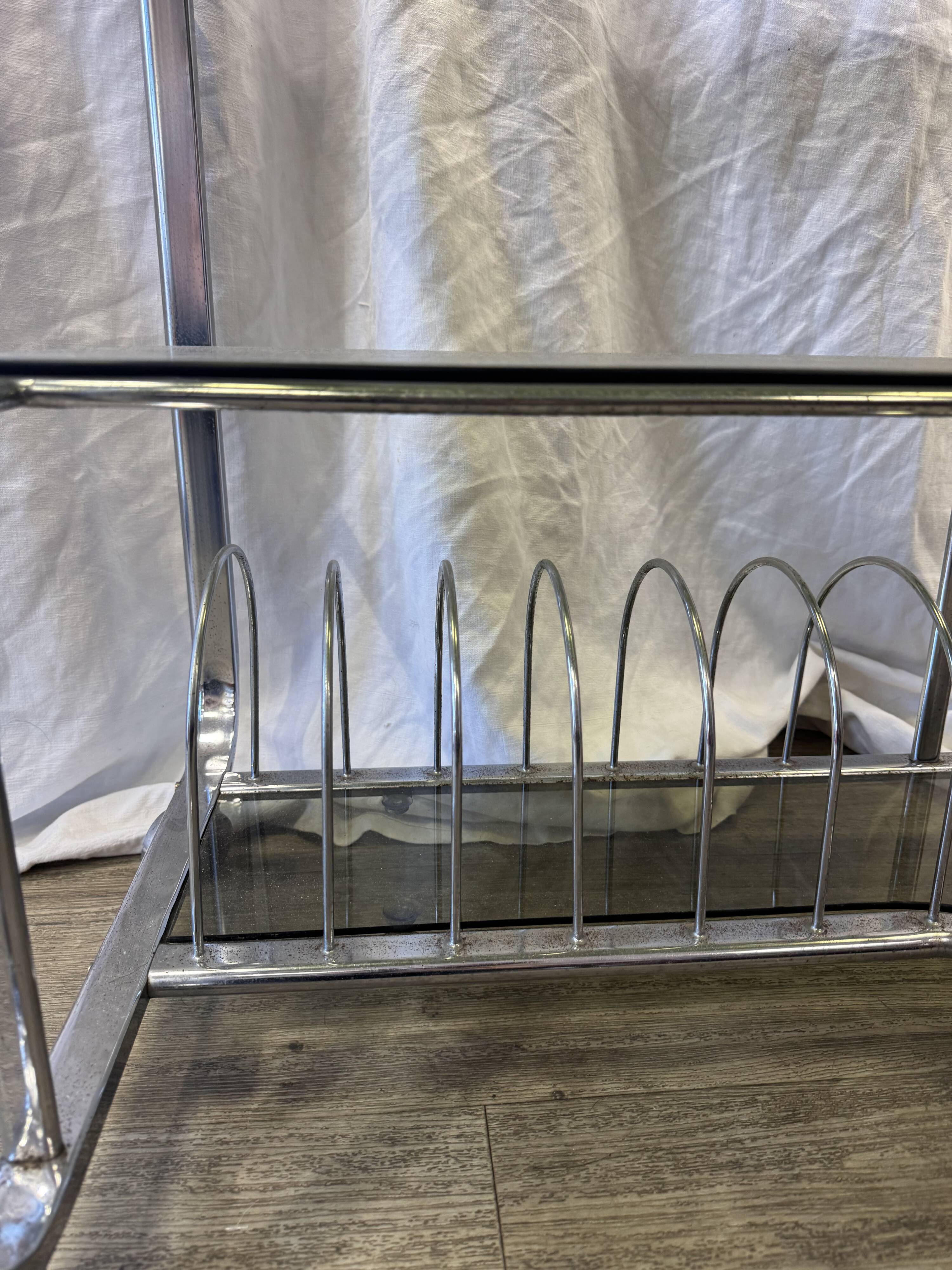Vintage 70s rolling trolley