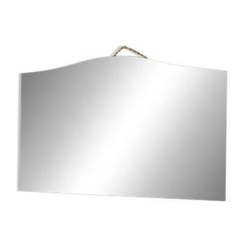 Beveled mirror