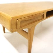 Table basse en chêne, Johannes Andersen, Trensum, Danemark, 1960