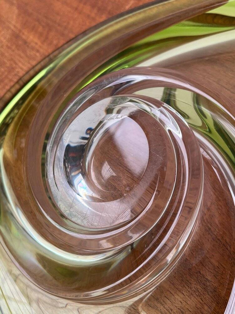 Mid-century modern crystal fruit bowl by Rene Delvenne for Val Saint Lambert, Belgium, 1960s.