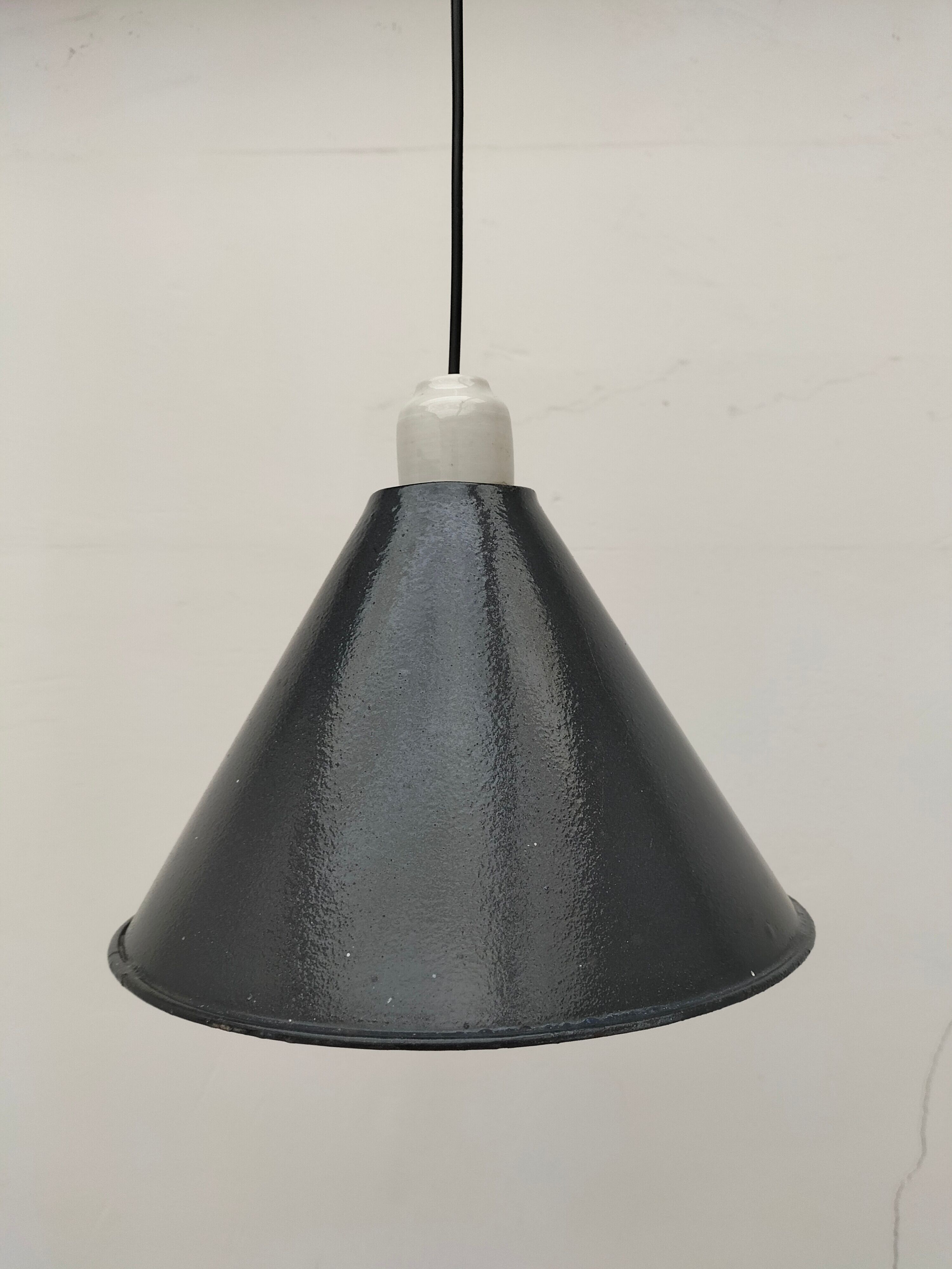 Industrial enamelled cone