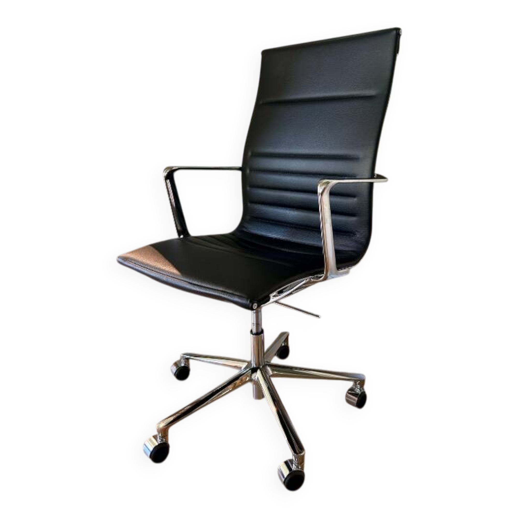 Una Chair Management 718 leather