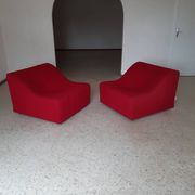 Pair of chromatic swivel armchairs by Kwok Hoi Chan, Steiner