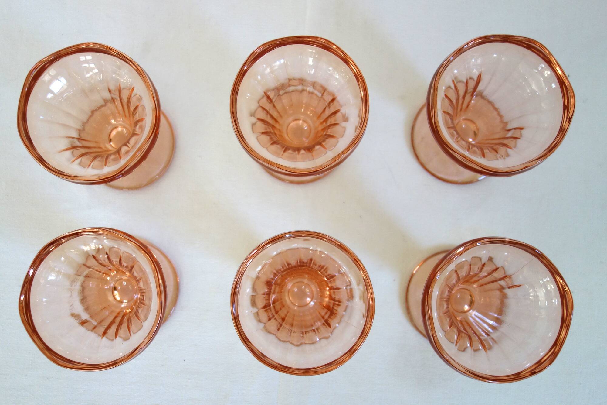 6 vintage Rosaline Luminarc fruit bowls