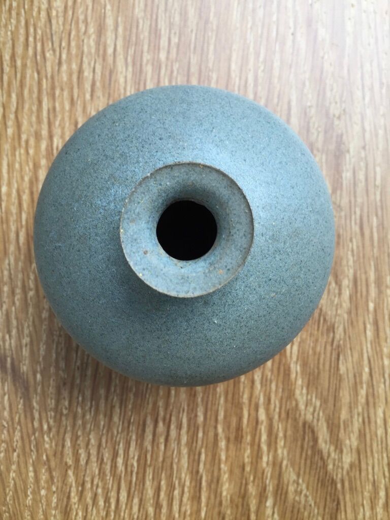 Vase artisanal céramique bleue