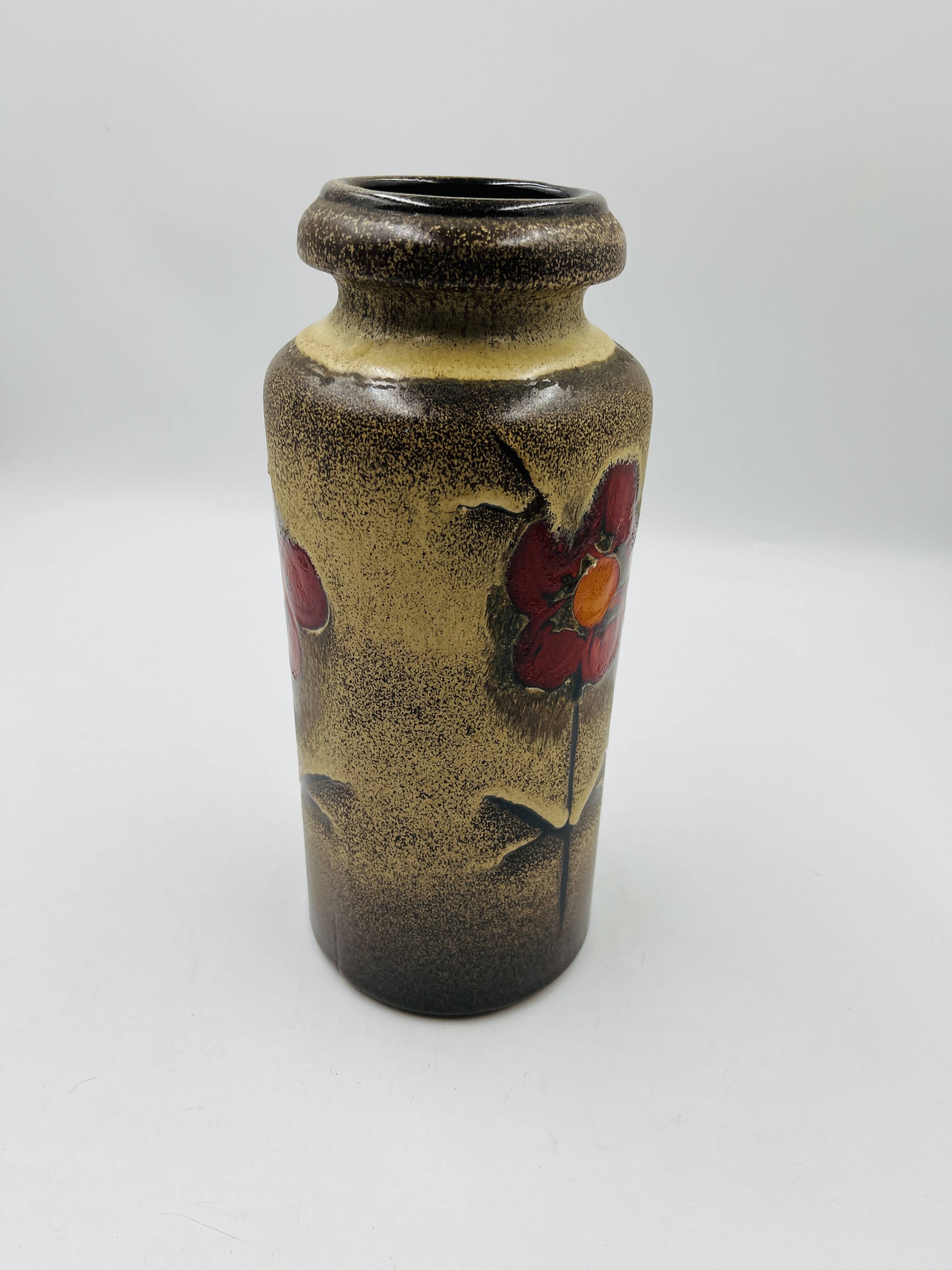 Scheurich vase shape 517 floral decoration by Heinz Siery