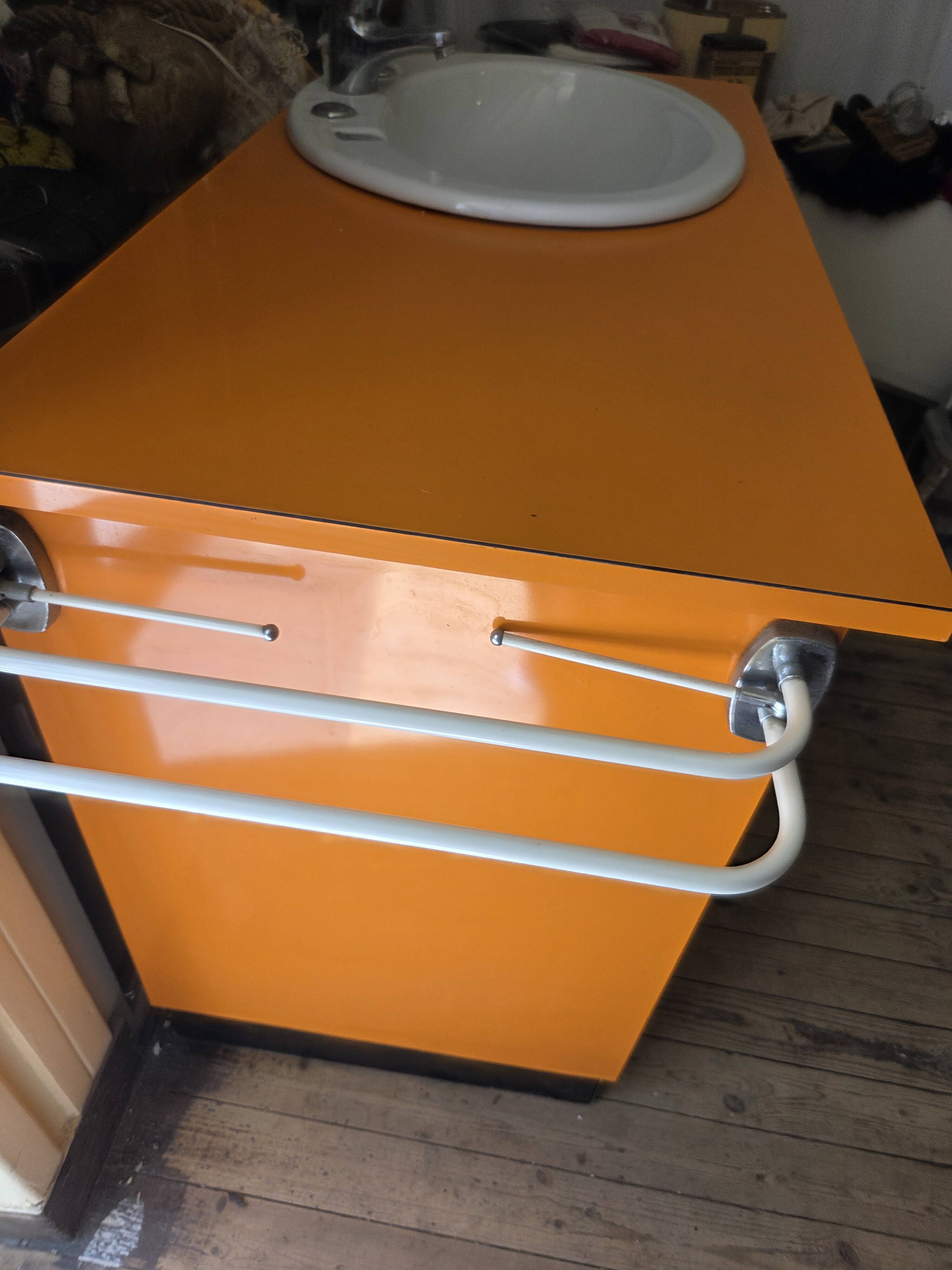Vanity unit