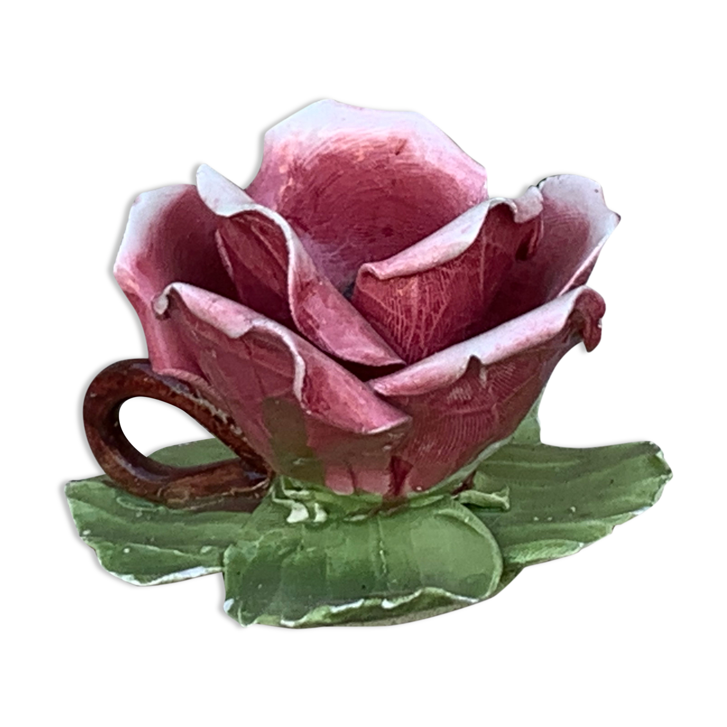 Candle holder in slurry the rose in old biscuit