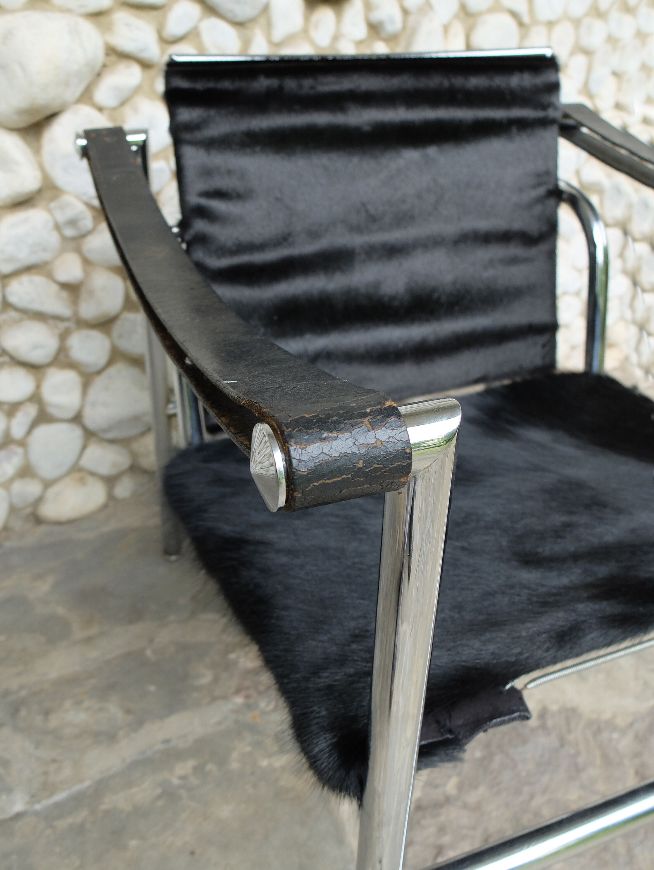 LC1 armchair by Le Corbusier, Pierre Jeanneret & Charlotte Perriand for Cassina 1960