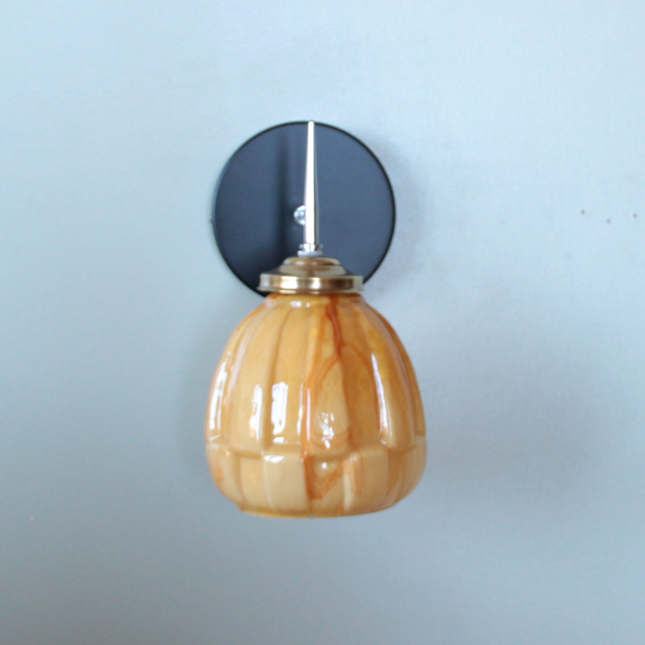 Old globe wall lamp in gilded Clichy glass and vintage chromed metal