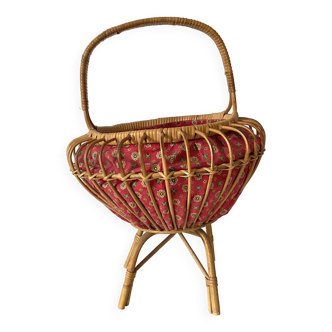 Rattan and Provencal fabric worker
