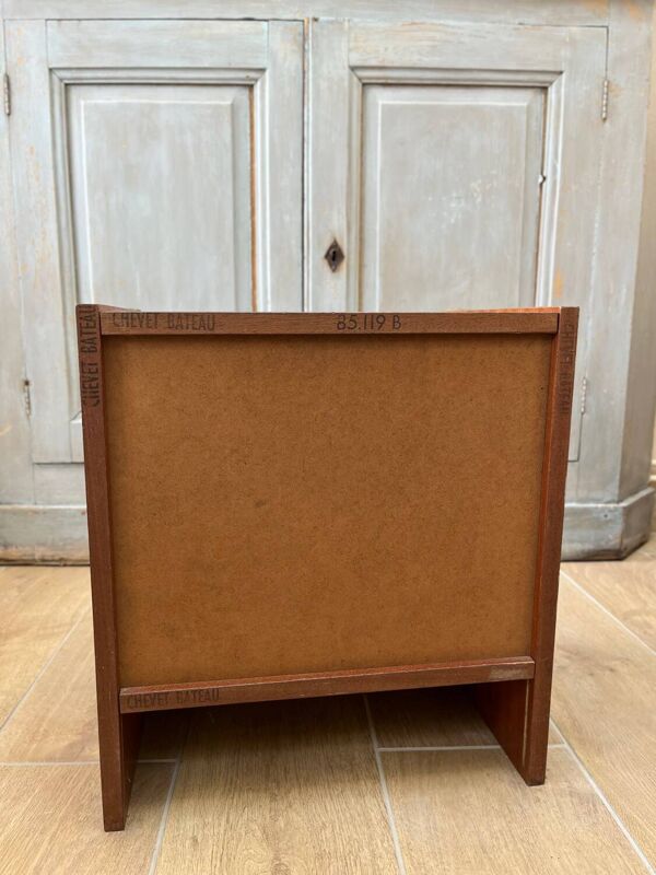 Tables de chevet style bateau