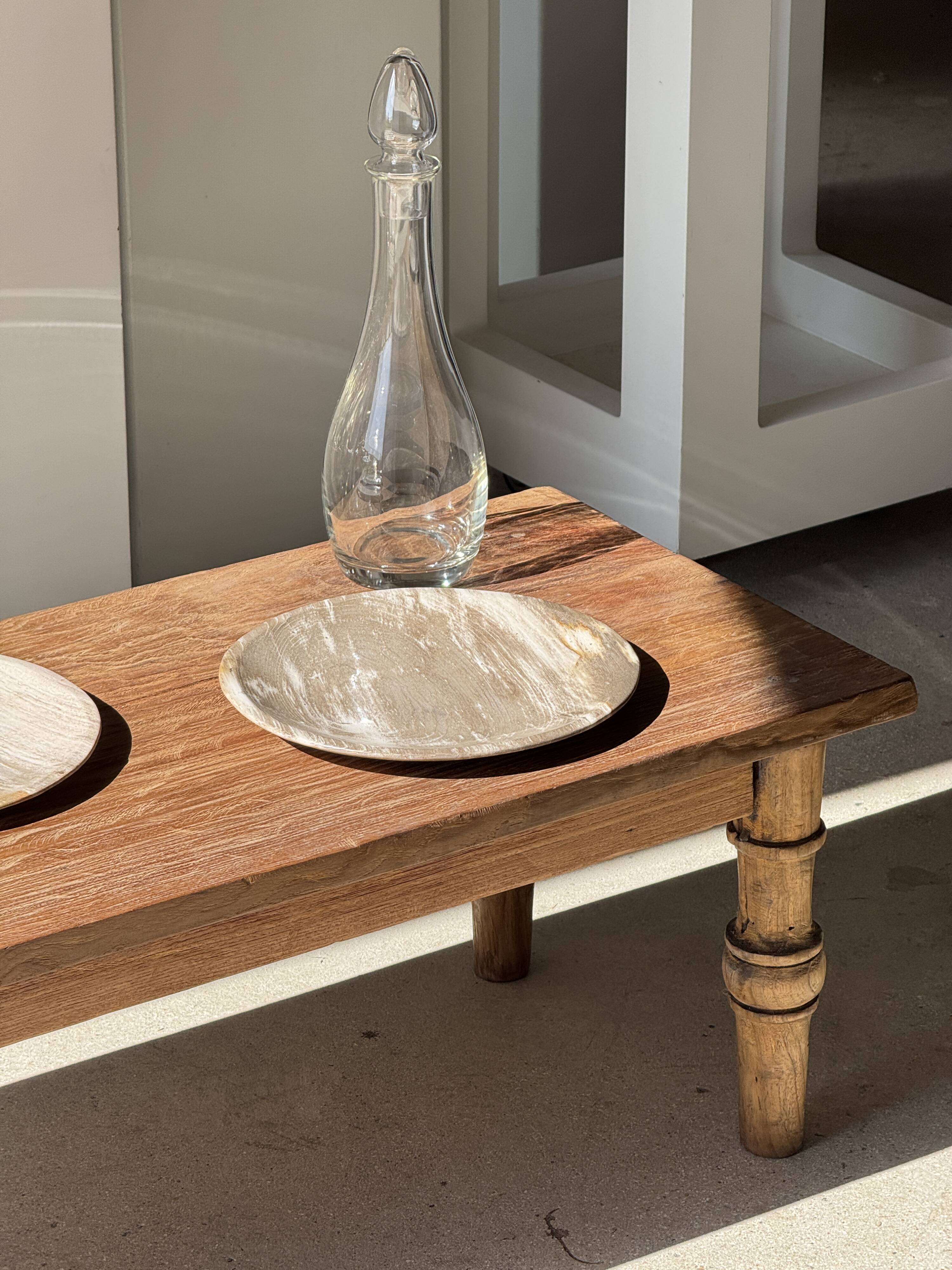 Petrified wood vide poche, circular dish or plate in light beige D25.