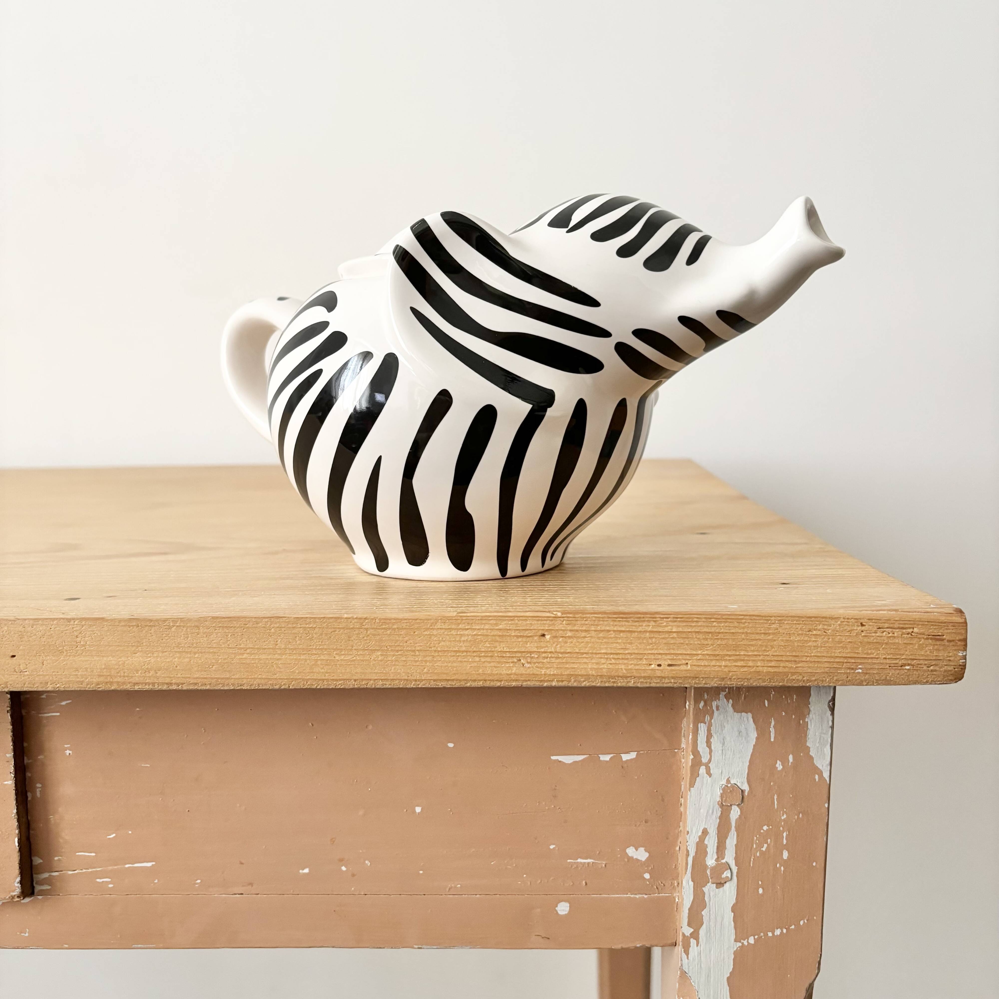 Striped elephant teapot