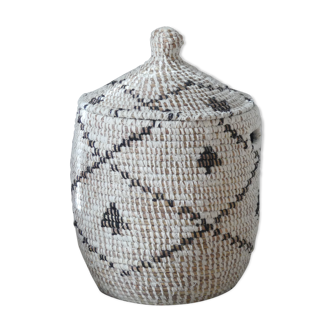 laundry basket