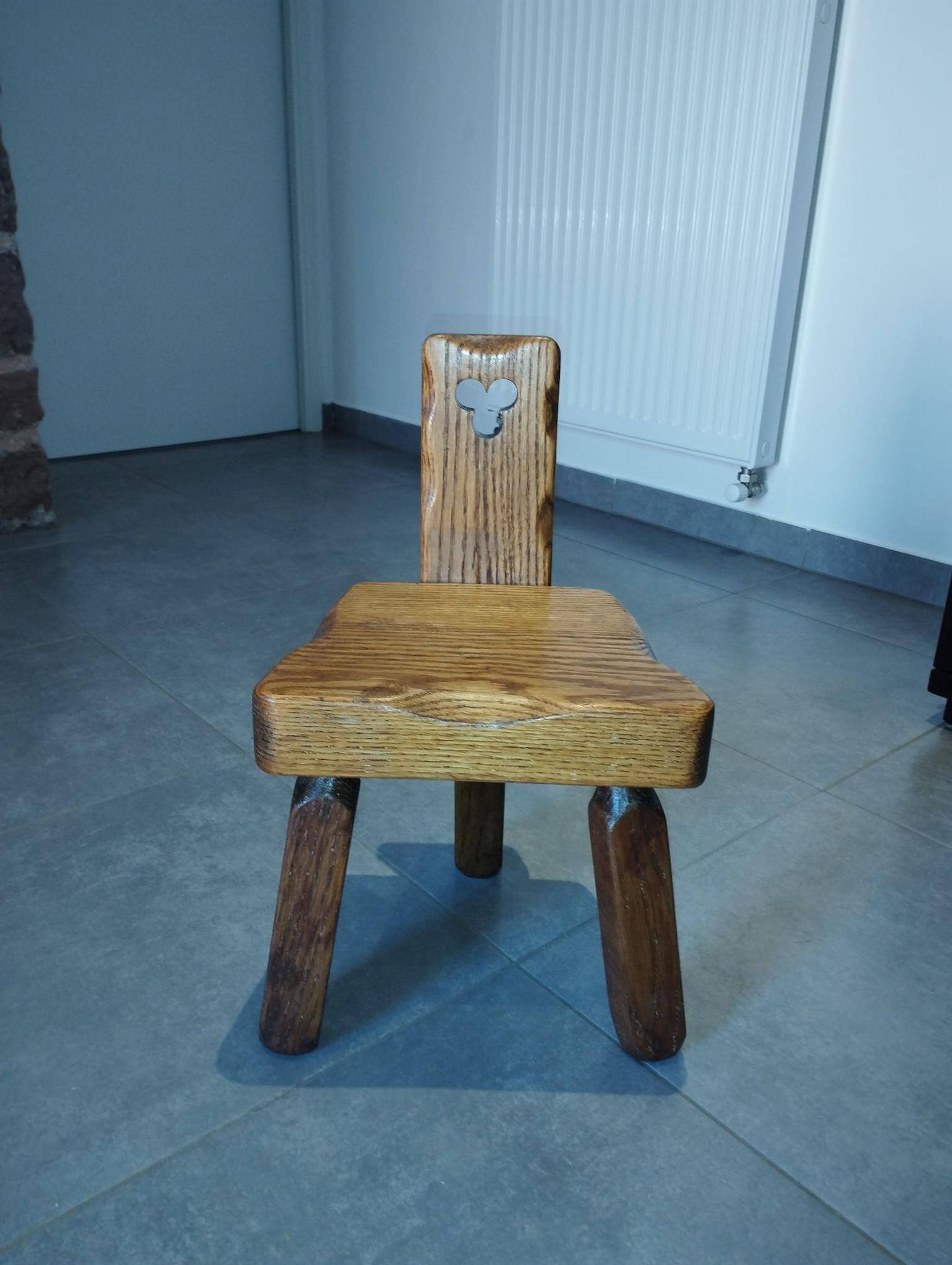 Tripod chair for children, Scandinavian chalet brutalist design.
